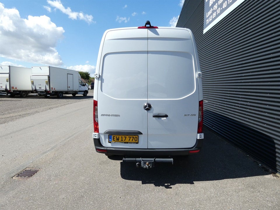 Mercedes Sprinter 317 2,0 CDi A2 Kassevogn PRO aut. RWD