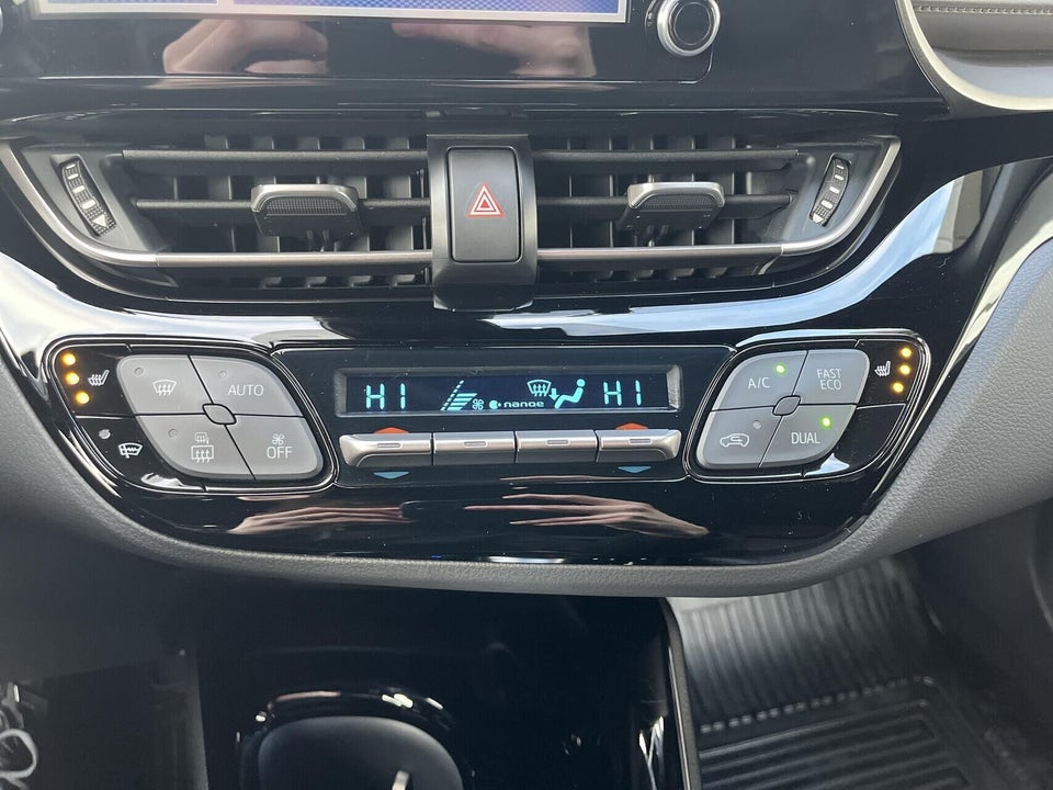 Toyota C-HR 1,8 Hybrid C-HIC CVT 5d