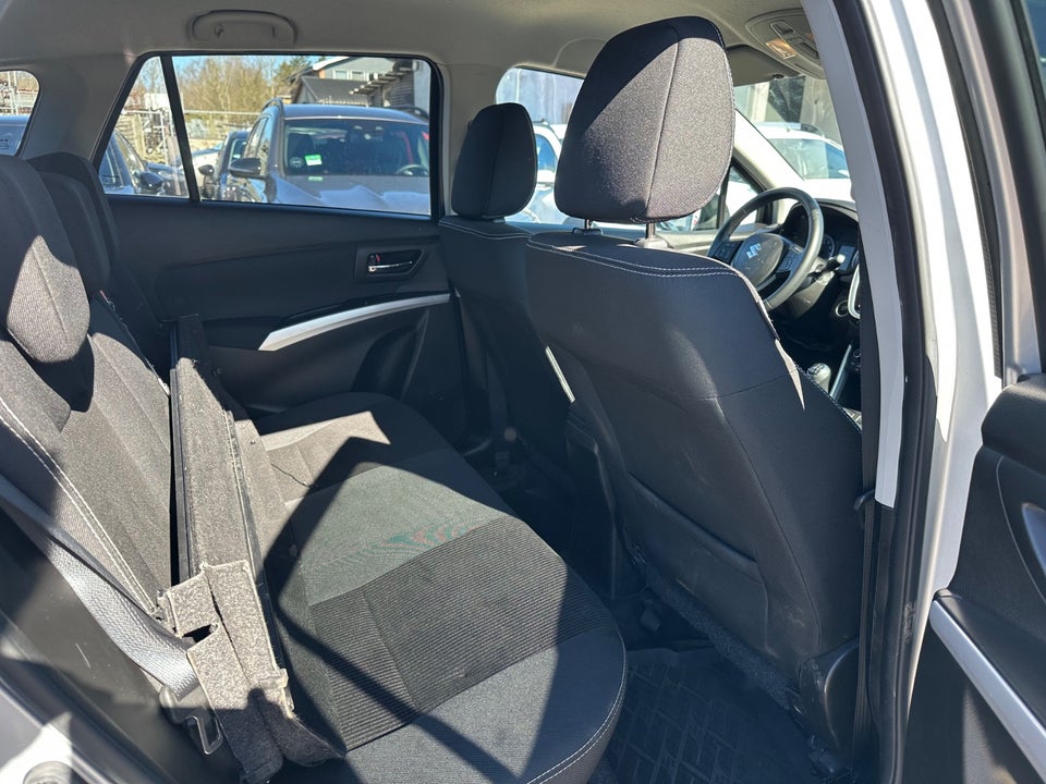 Suzuki S-Cross 1,0 Boosterjet Active 5d