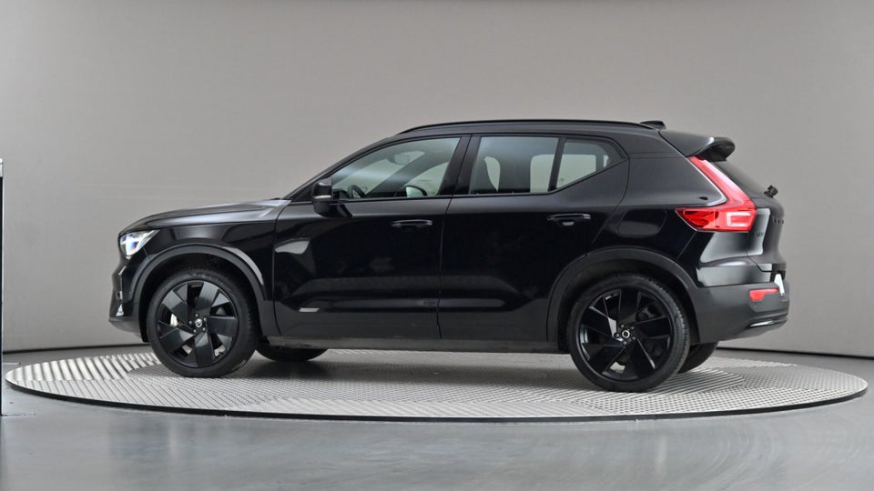 Volvo EX40 Twin Black Edition 5d