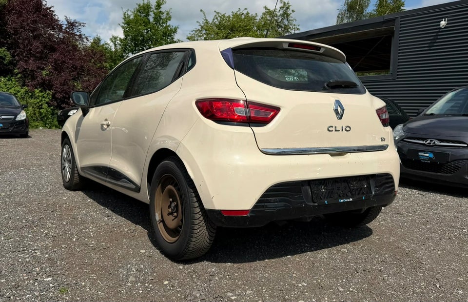 Renault Clio IV 0,9 TCe 90 Expression Optimized 5d