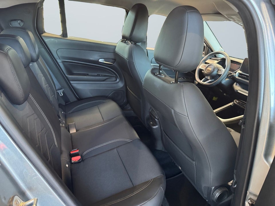 Jeep Avenger 54 Summit 5d