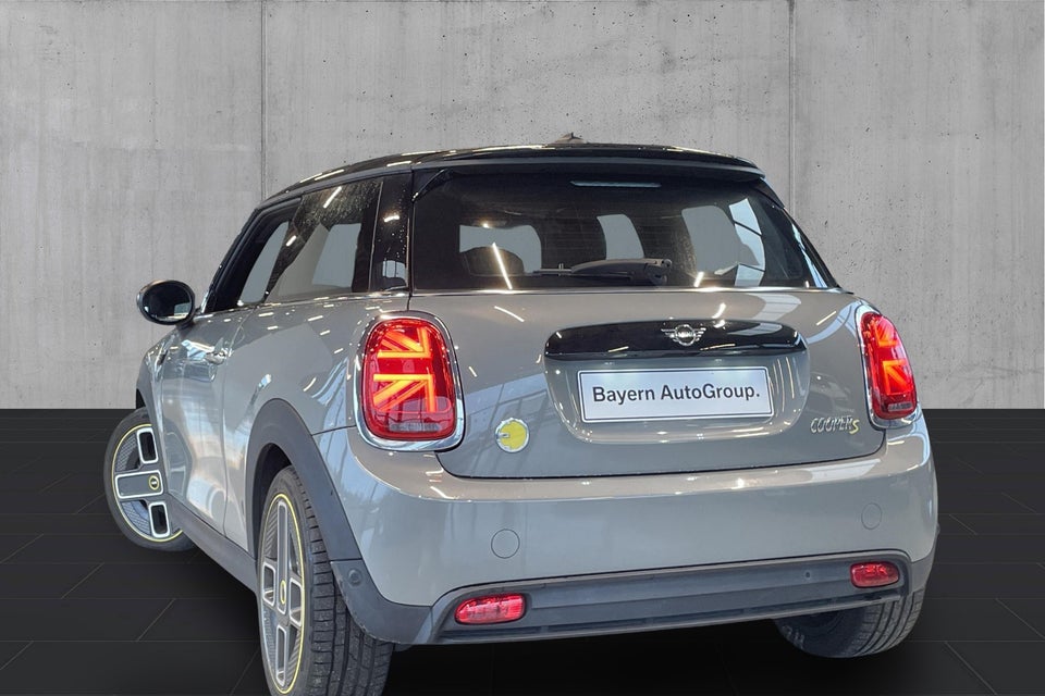 MINI Cooper SE Classic Trim 3d