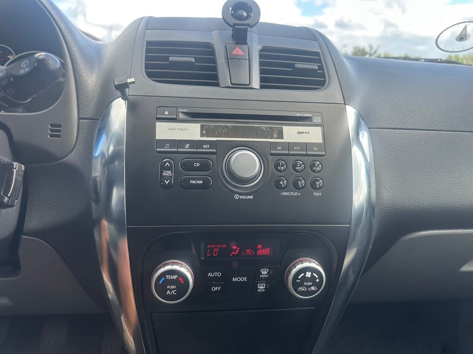 Suzuki SX4 1,6 CombiBack Exclusive 5d