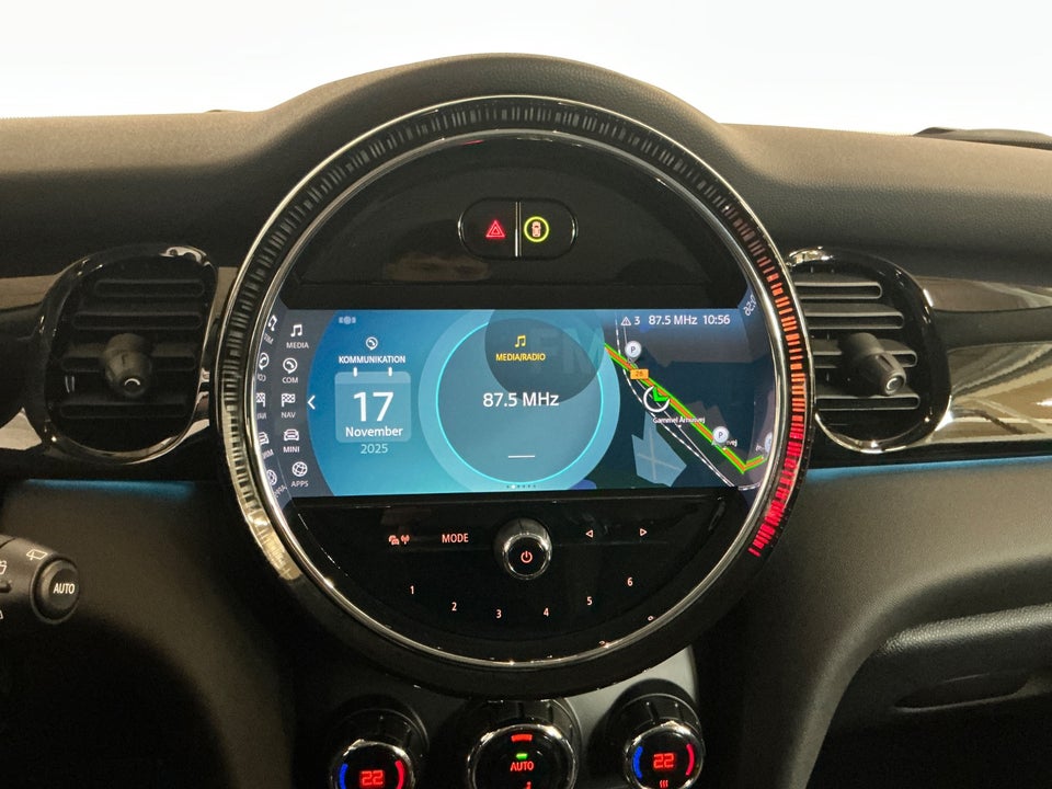 MINI Cooper SE Classic Trim 3d