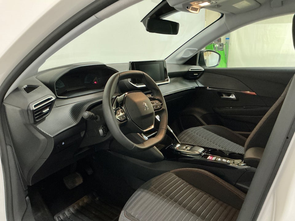 Peugeot e-208 50 Active Pack 5d