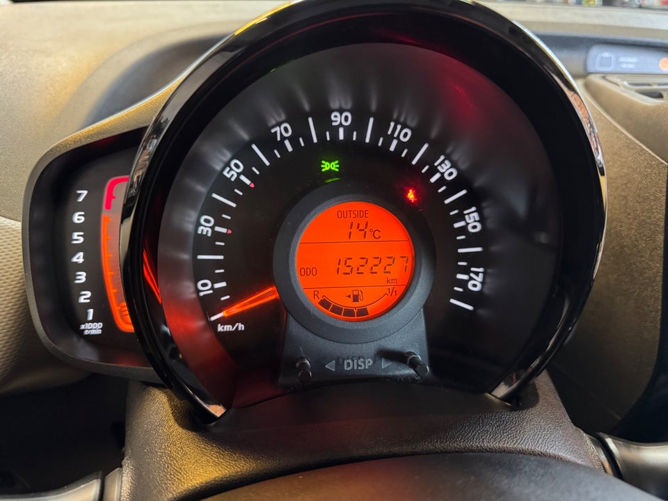 Peugeot 108 1,0 e-VTi 72 Allure+ 5d