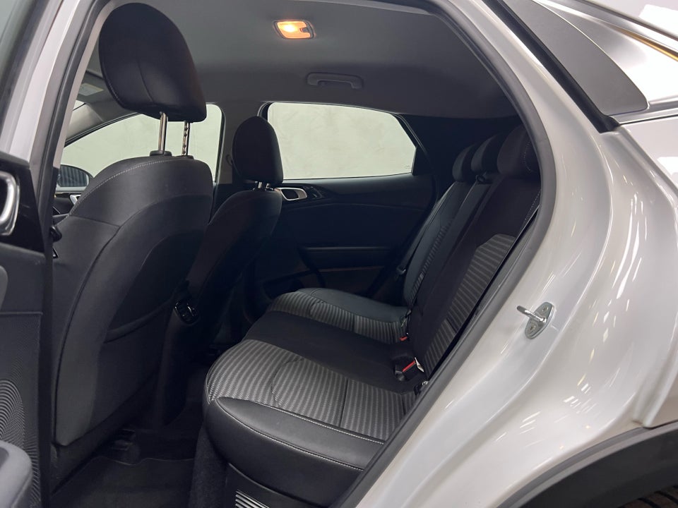 Kia XCeed 1,6 PHEV Prestige DCT 5d