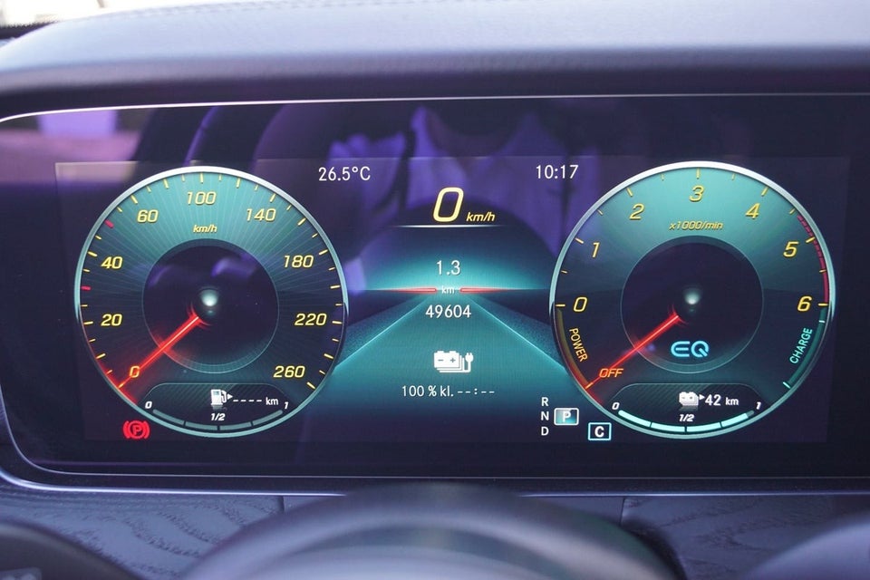 Mercedes E300 de 2,0 AMG Line stc. aut. 5d