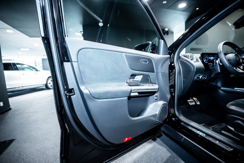 Mercedes EQA250+ AMG Advance 5d