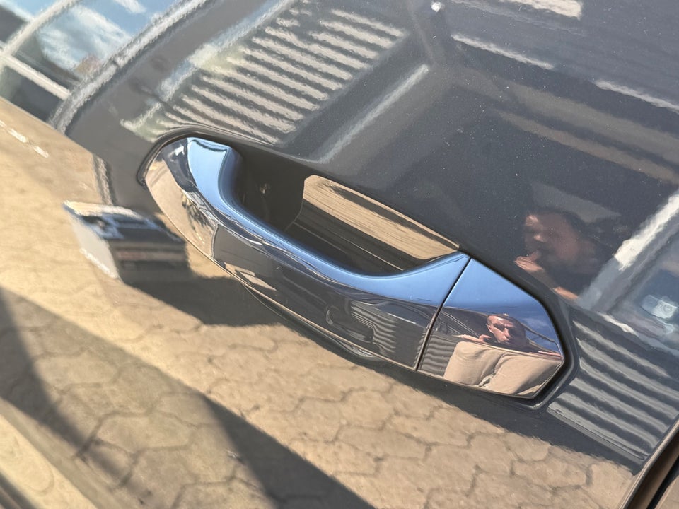 Audi Q8 e-tron 55 S-line Sportback quattro 5d