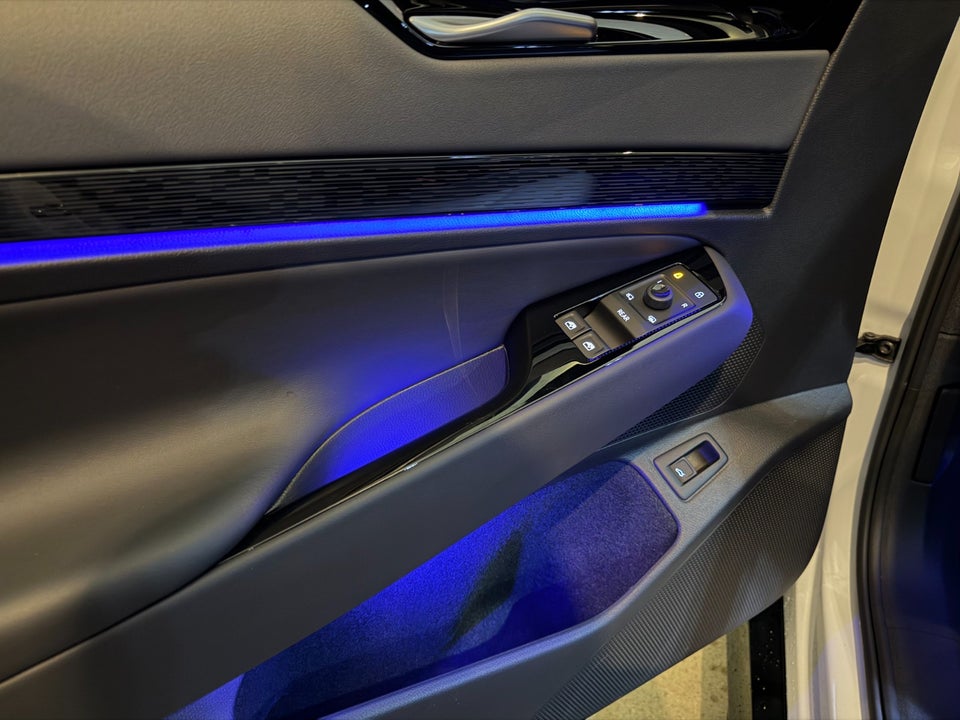 VW ID.7 77 Pro Tourer 5d