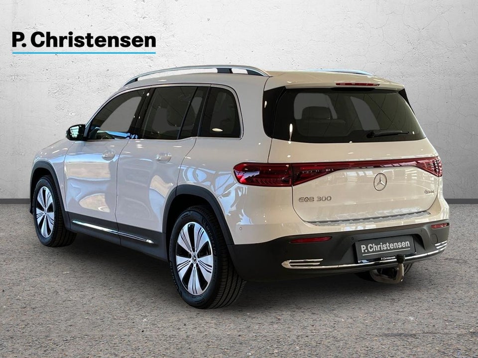 Mercedes EQB300 Progressive 4Matic 5d