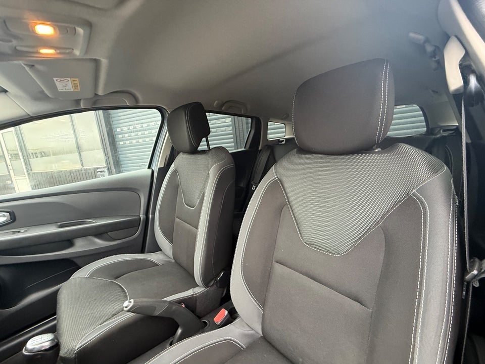 Renault Clio IV 0,9 TCe 90 Expression Sport Tourer 5d