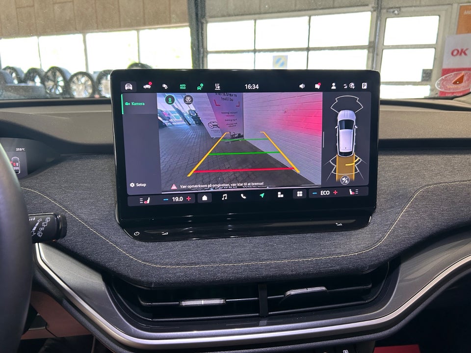 Skoda Elroq 60 iV Loft 5d