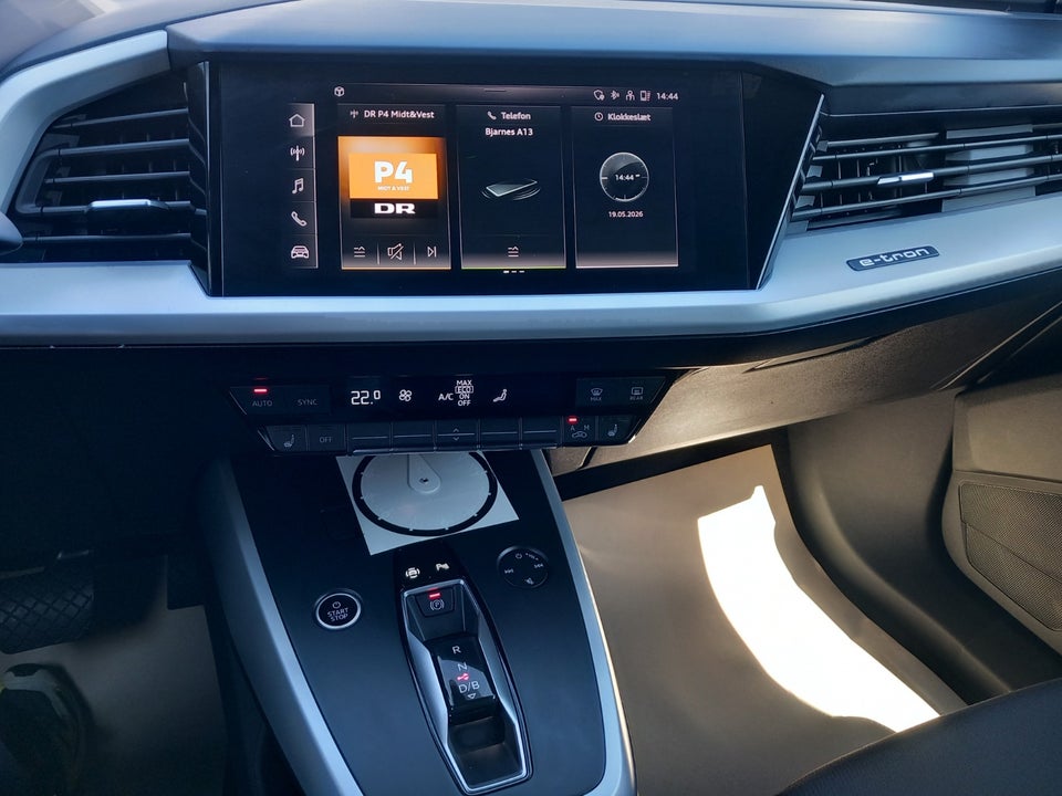 Audi Q4 e-tron 40  5d