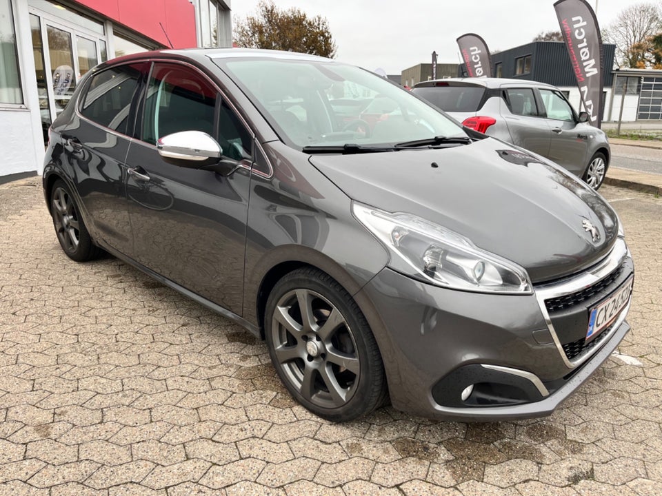 Peugeot 208 1,5 BlueHDi 100 Prestige Sky 5d