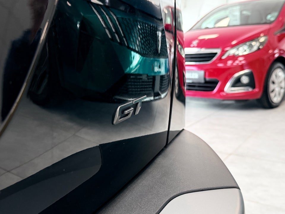 Peugeot e-2008 54 GT 5d
