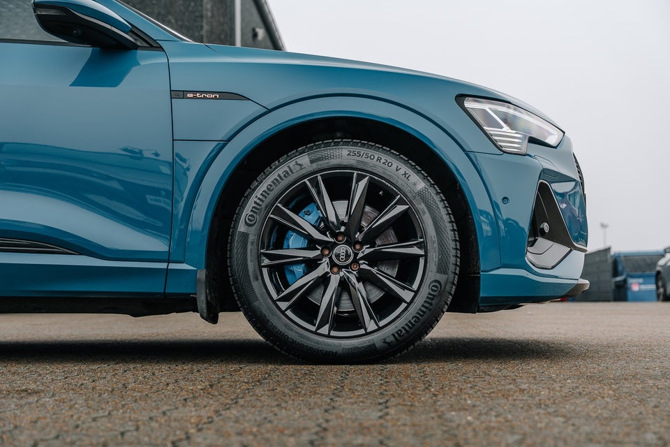 Audi e-tron 55 S-line quattro 5d