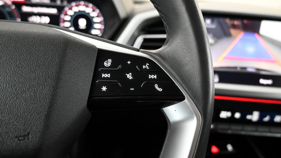 Audi Q4 e-tron 50 Attitude quattro 5d