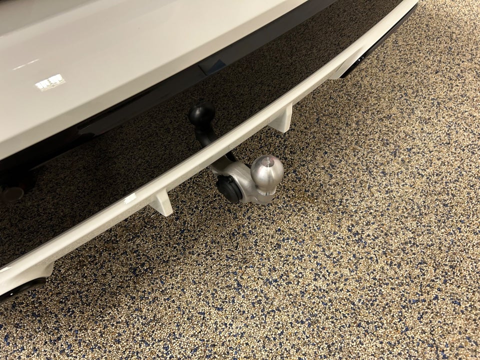 BMW iX1 xDrive30 Fully Charged 5d