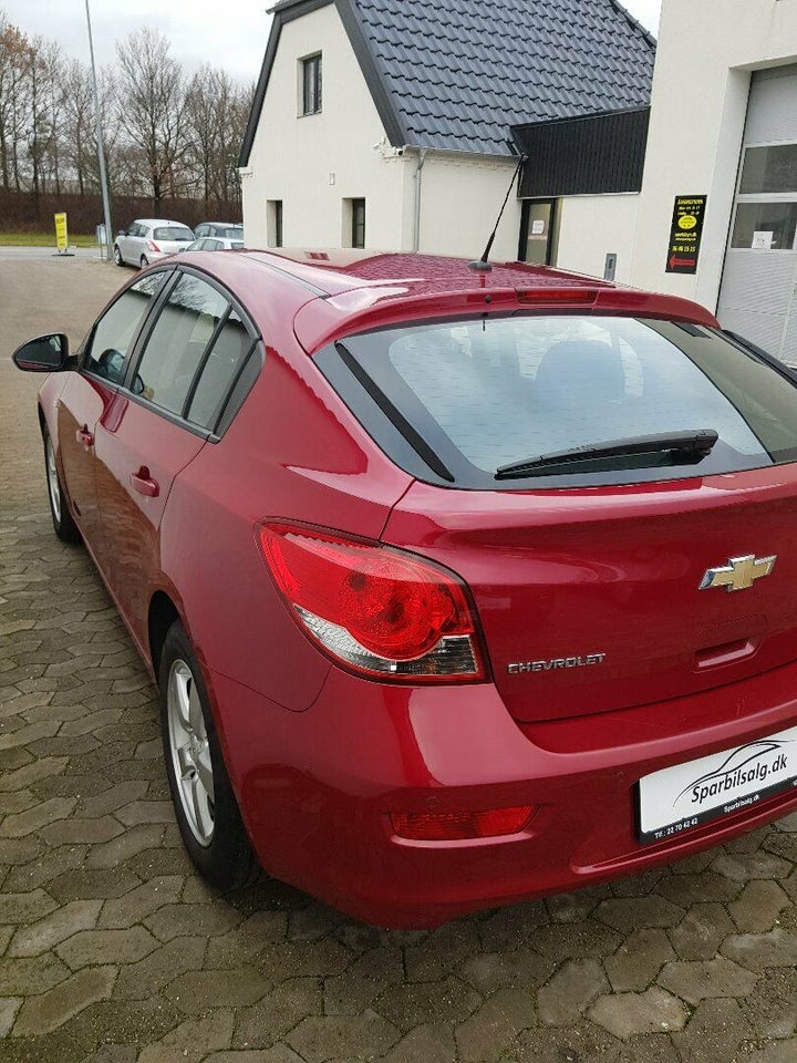 Chevrolet Cruze 1,8 LT 5d