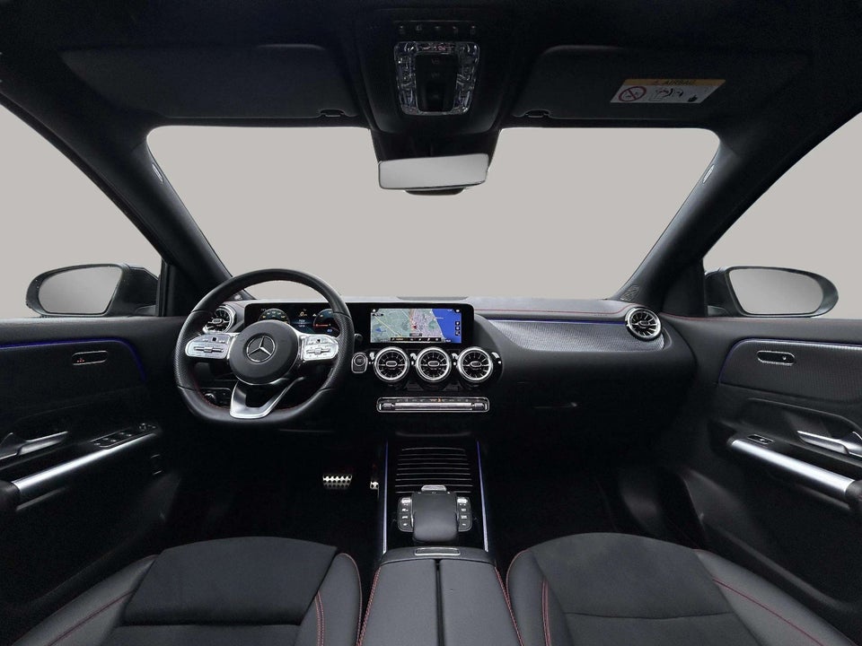 Mercedes EQA300 AMG Line 4Matic 5d