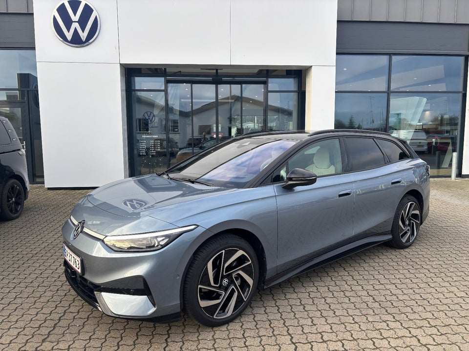 VW ID.7 77 Style Tourer 5d