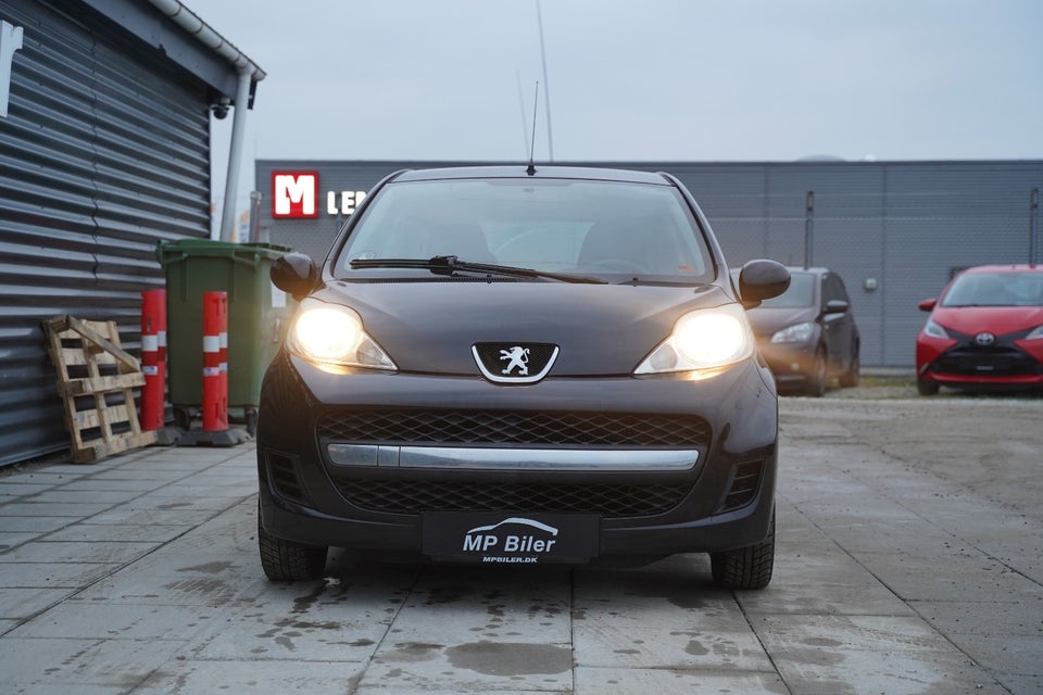Peugeot 107 1,0 Active 5d