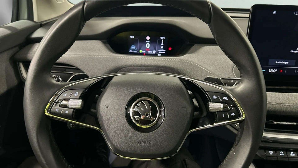 Skoda Enyaq 80 iV Plus Loft 5d