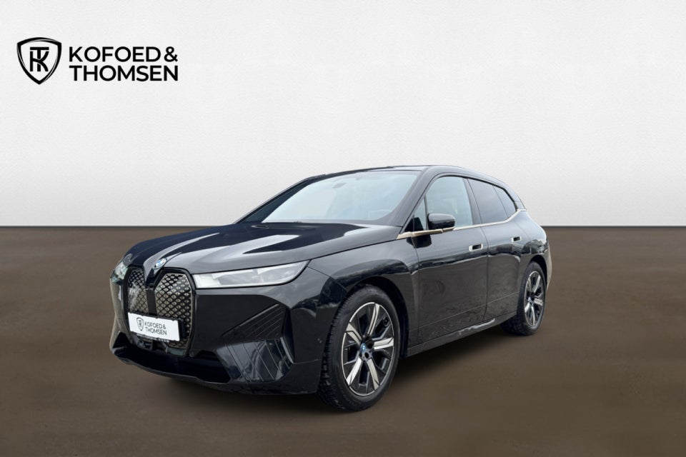BMW iX xDrive40 Supercharged 5d