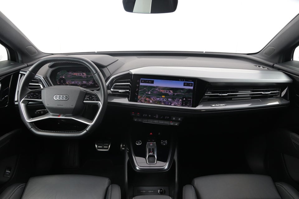 Audi Q4 e-tron 40 S-line 5d