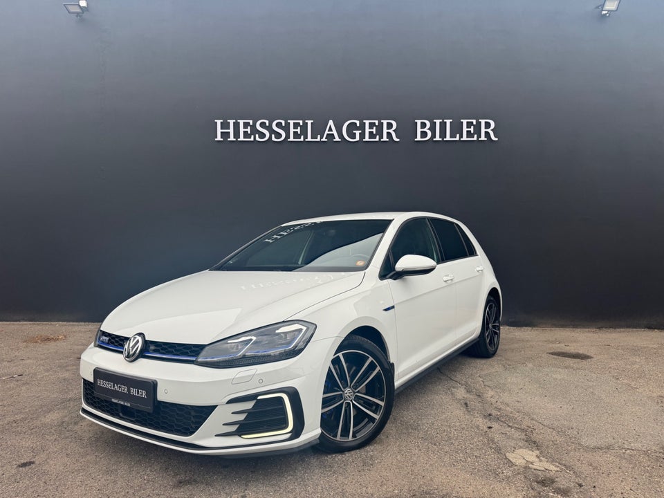 VW Golf VII 1,4 GTE DSG 5d