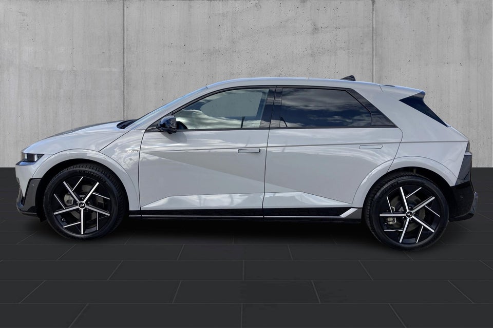 Hyundai Ioniq 5 84 N Line+ AWD 5d