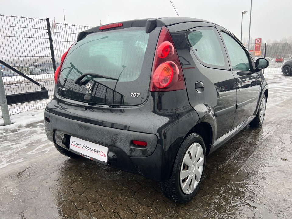 Peugeot 107 1,0 Active 5d