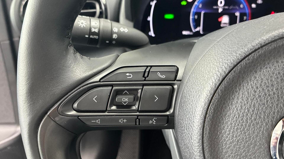 Mazda 2 1,5 Hybrid Homura CVT 5d