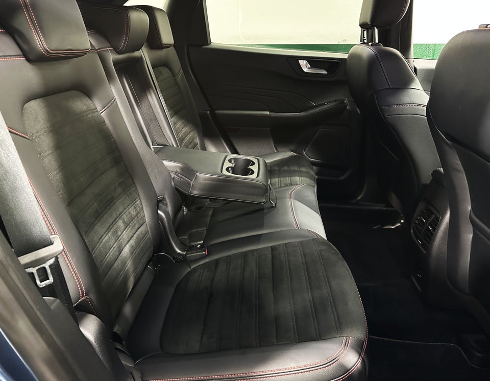 Ford Kuga 2,5 PHEV ST-Line X CVT 5d