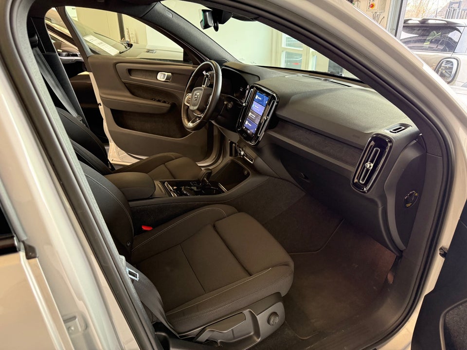 Volvo XC40 P6 ReCharge Core 5d