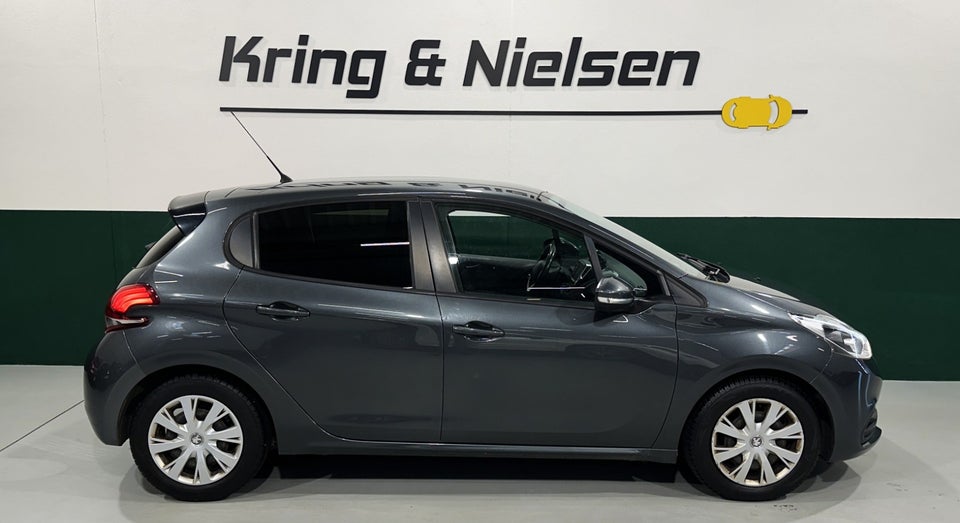 Peugeot 208 1,6 BlueHDi 100 Active 5d