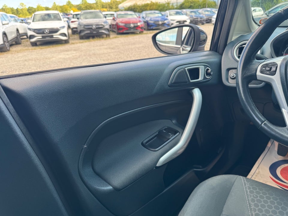 Ford Fiesta 1,25 60 Titanium 5d