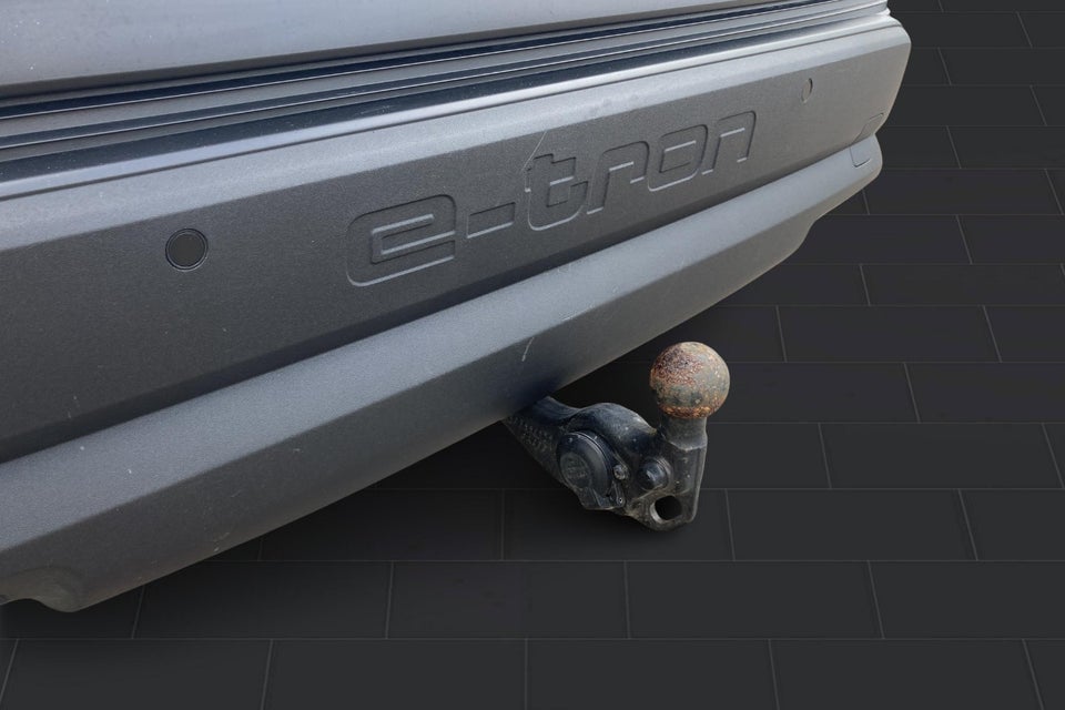 Audi Q4 e-tron 40  5d