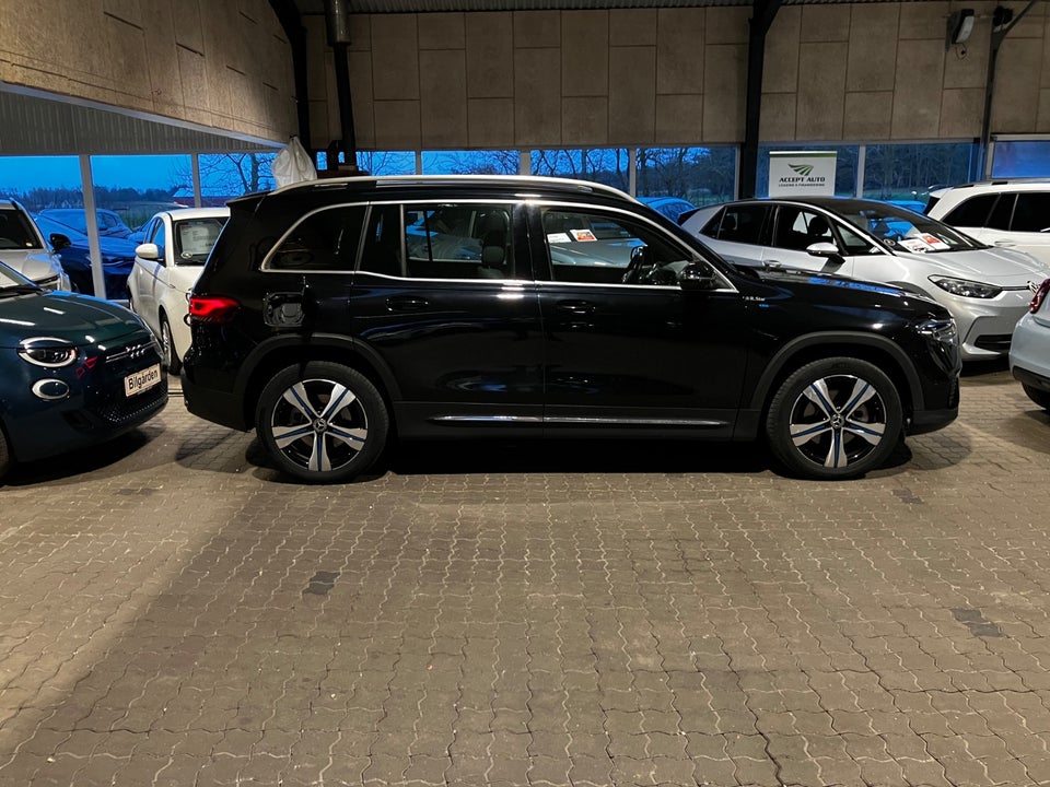 Mercedes EQB300 4Matic 5d