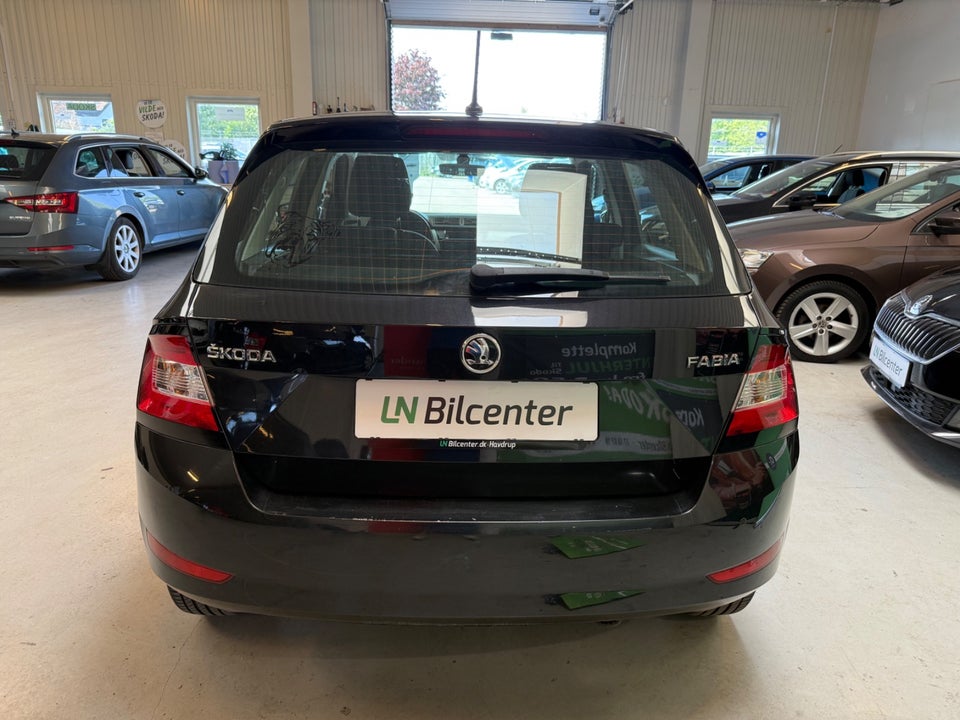 Skoda Fabia 1,0 MPi 60 Ambition 5d