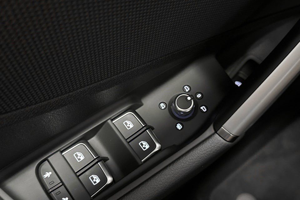 Audi Q2 35 TFSi S-line S-tr. 5d