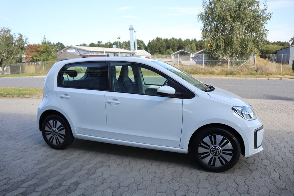 VW e-Up! Move Up! 5d