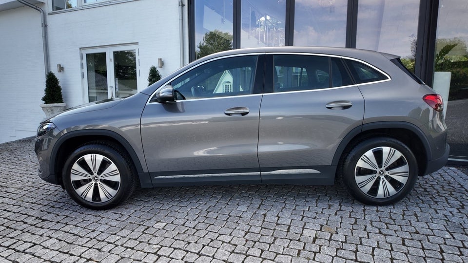 Mercedes EQA250 5d