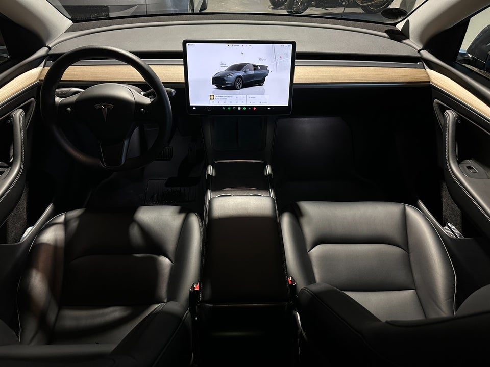 Tesla Model Y Long Range AWD 5d