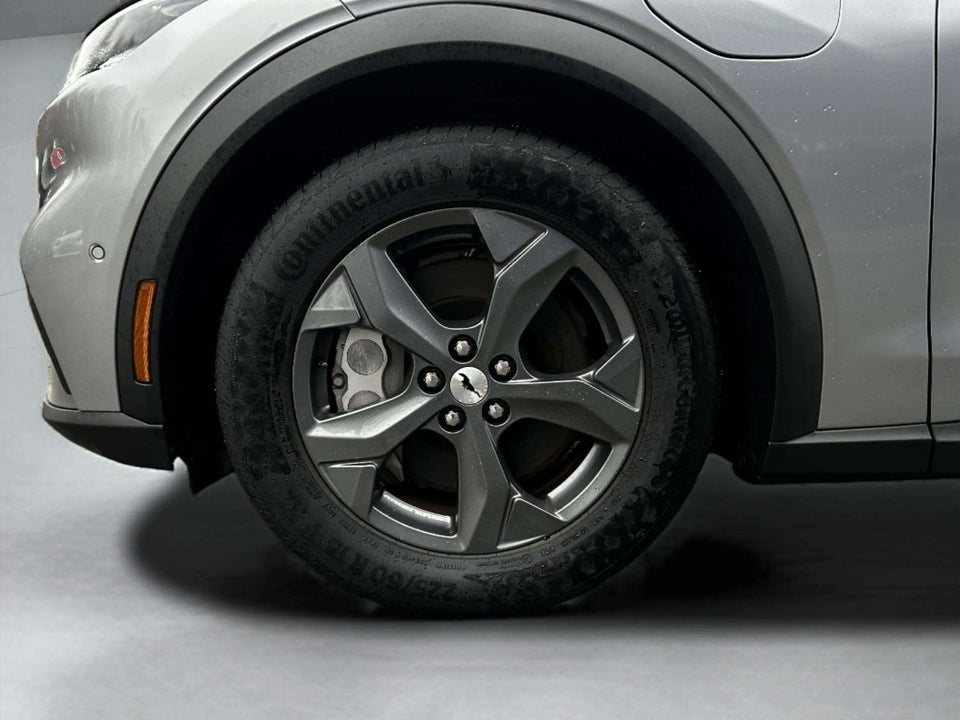 Ford Mustang Mach-E 75 Standard Range 5d