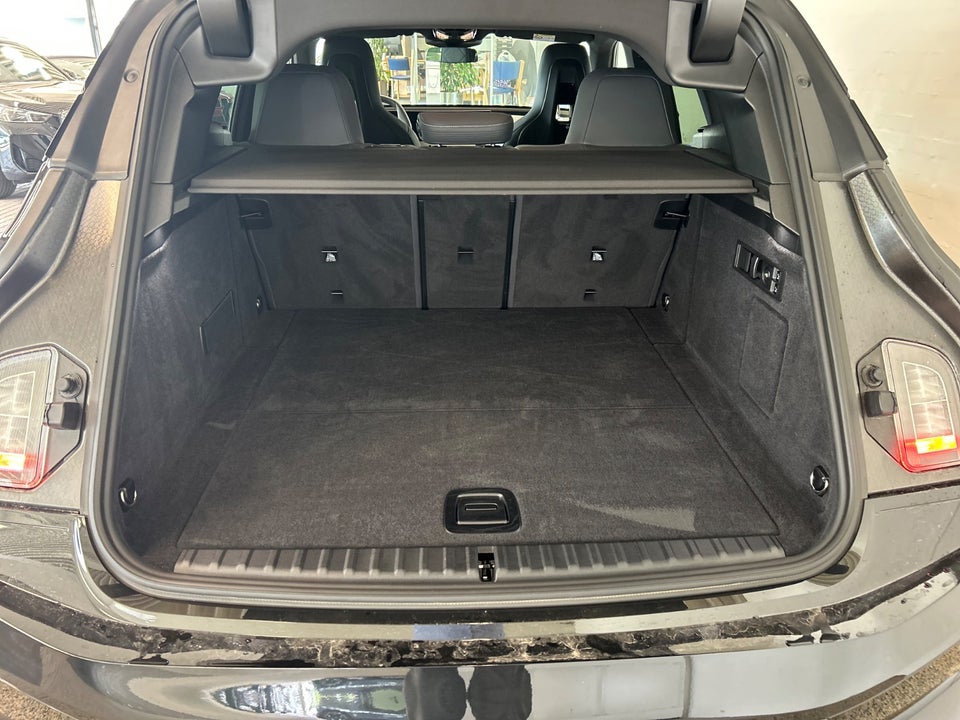 BMW iX xDrive40 Supercharged 5d