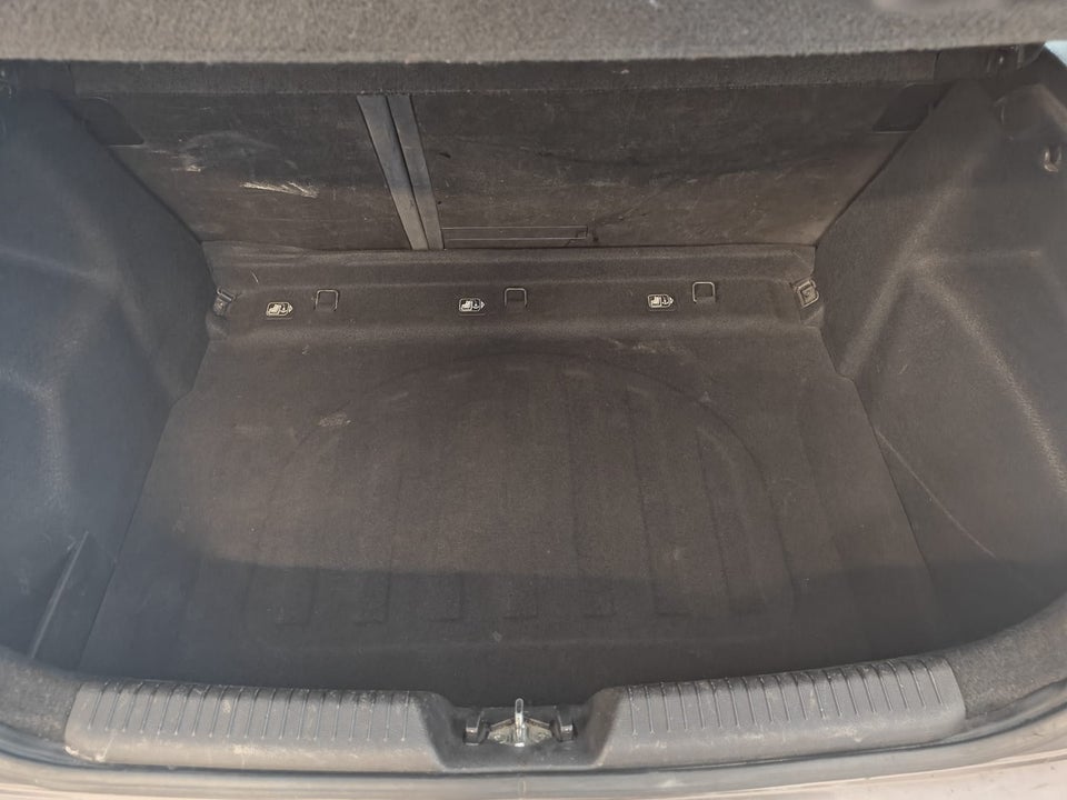 Hyundai i30 1,6 GDi Comfort Eco 3d